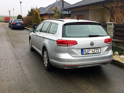 VW PASSAT VARIANT  2,0 TDI DSG; tažné zařízení